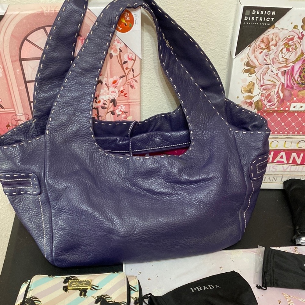 Donald J. Pliner Elegant Purple Leather Tote Bag
